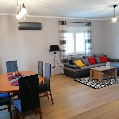 Apartman Nina Kali Luaran gambar