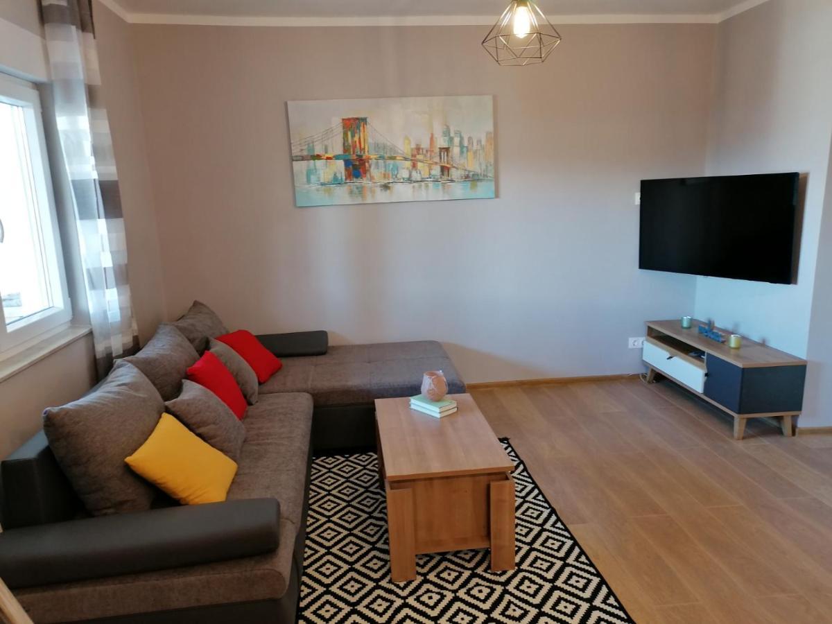 Apartman Nina Kali Luaran gambar