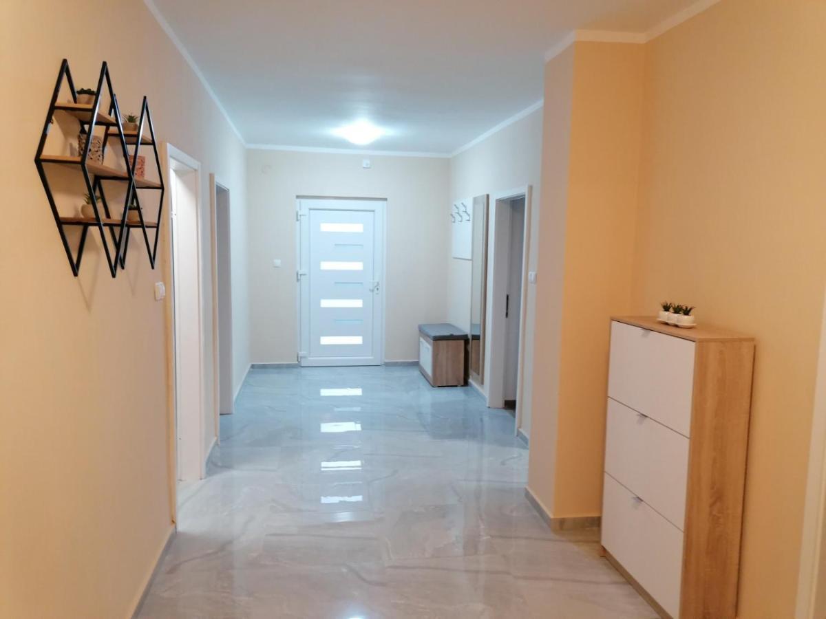 Apartman Nina Kali Luaran gambar