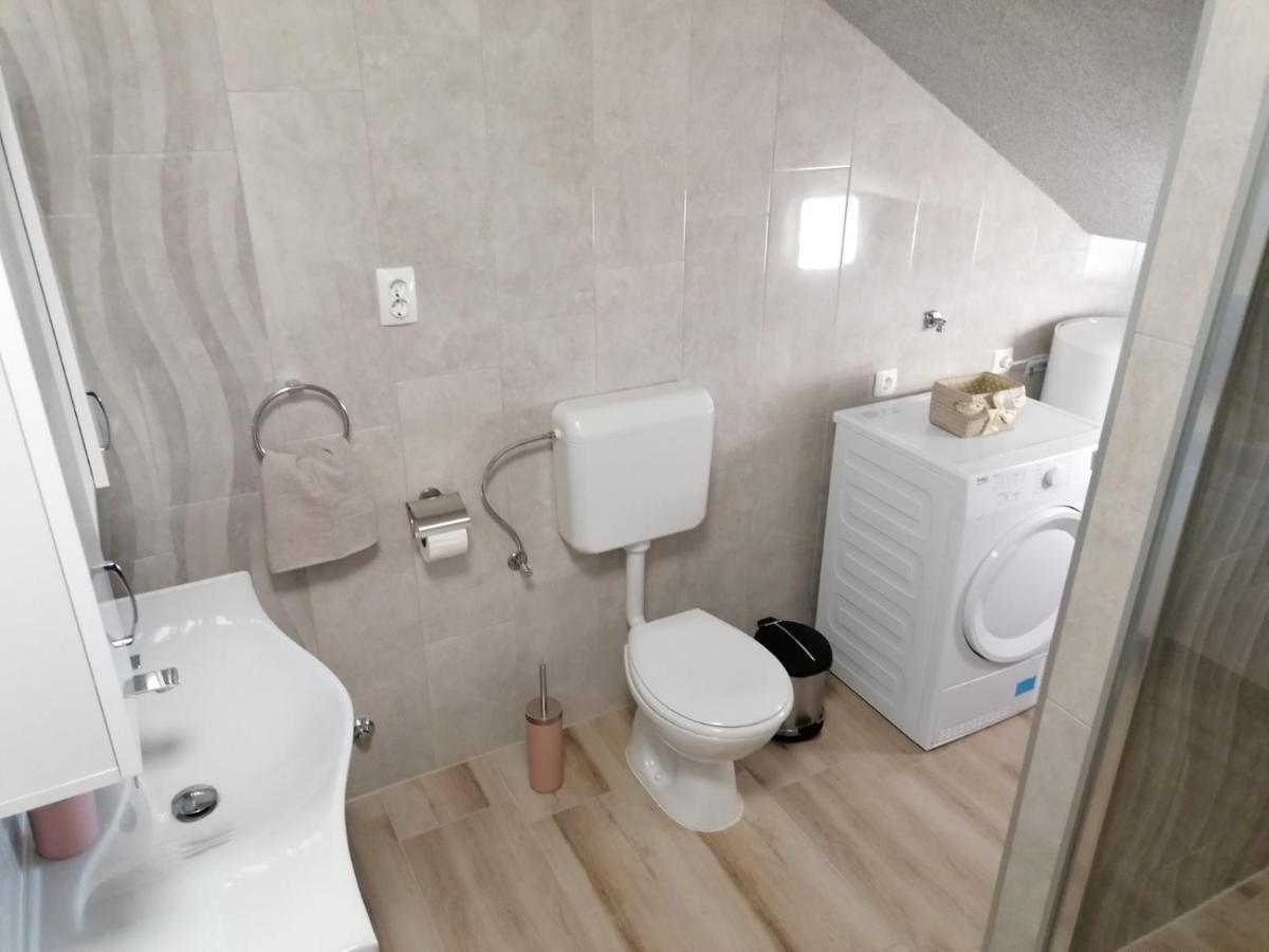 Apartman Nina Kali Luaran gambar