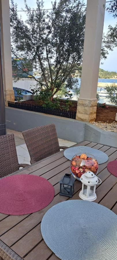 Apartman Nina Kali Luaran gambar