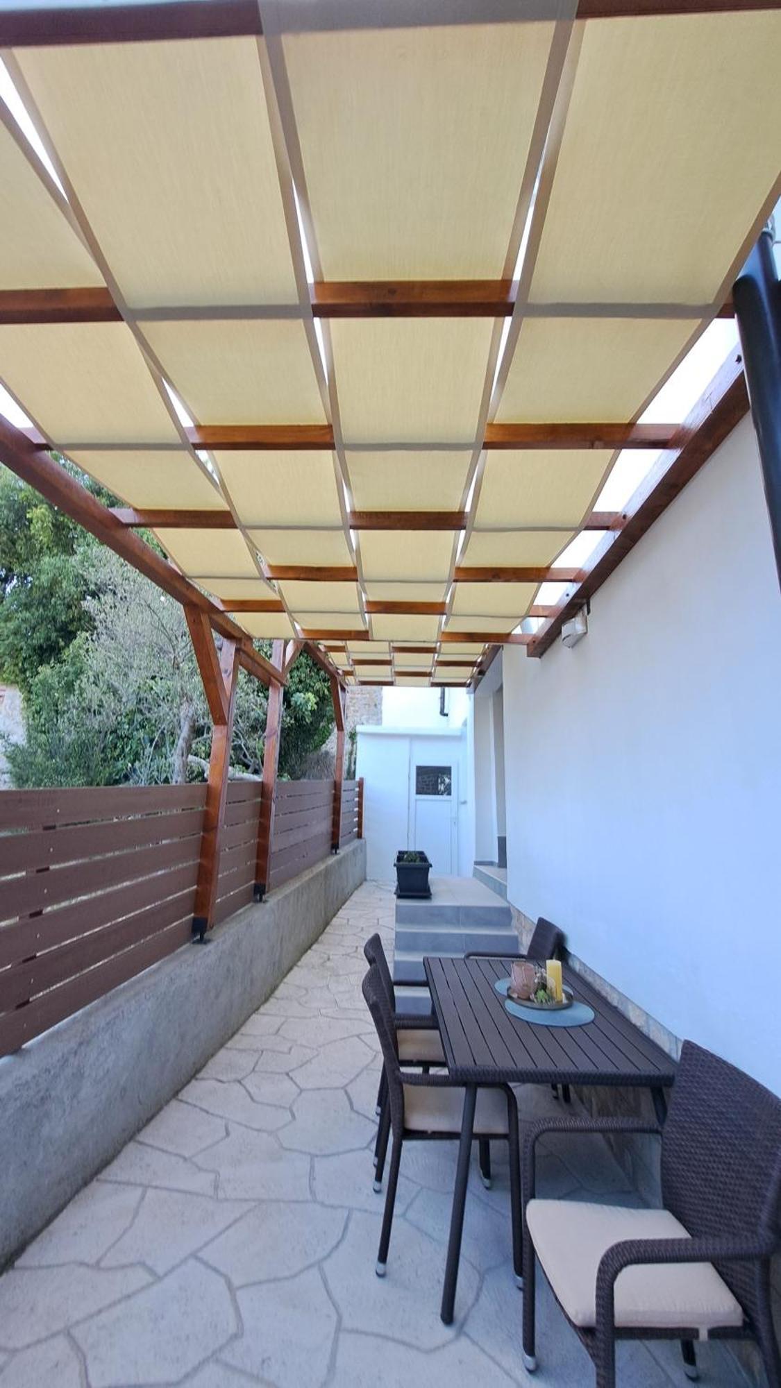 Apartman Nina Kali Luaran gambar