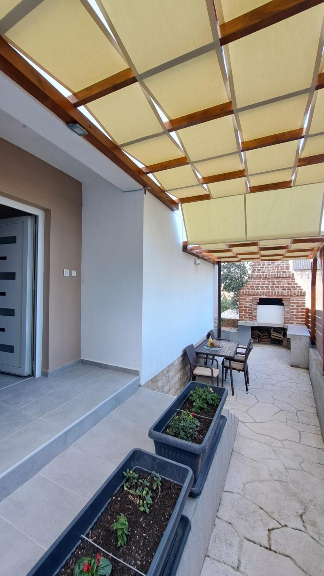 Apartman Nina Kali Luaran gambar